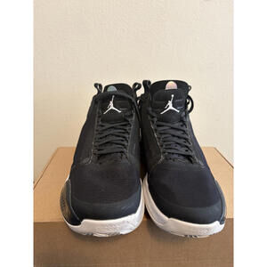 Air Jordan Boy's XXXIV Eclipse Blk/White Shoes (Size 7Y)